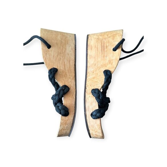 Vintage Wood Wedge Rope Sandals, Wrap Around Rope. Black - Picture 13 of 14